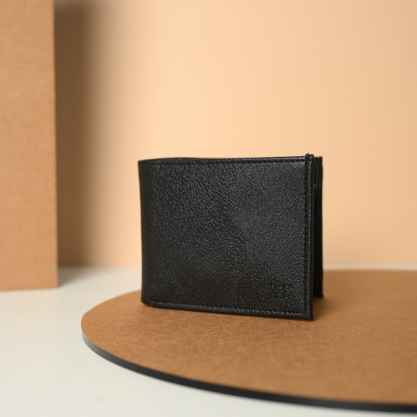 Waultt Premium Vegan Black Leather Bifold Wallet for Men