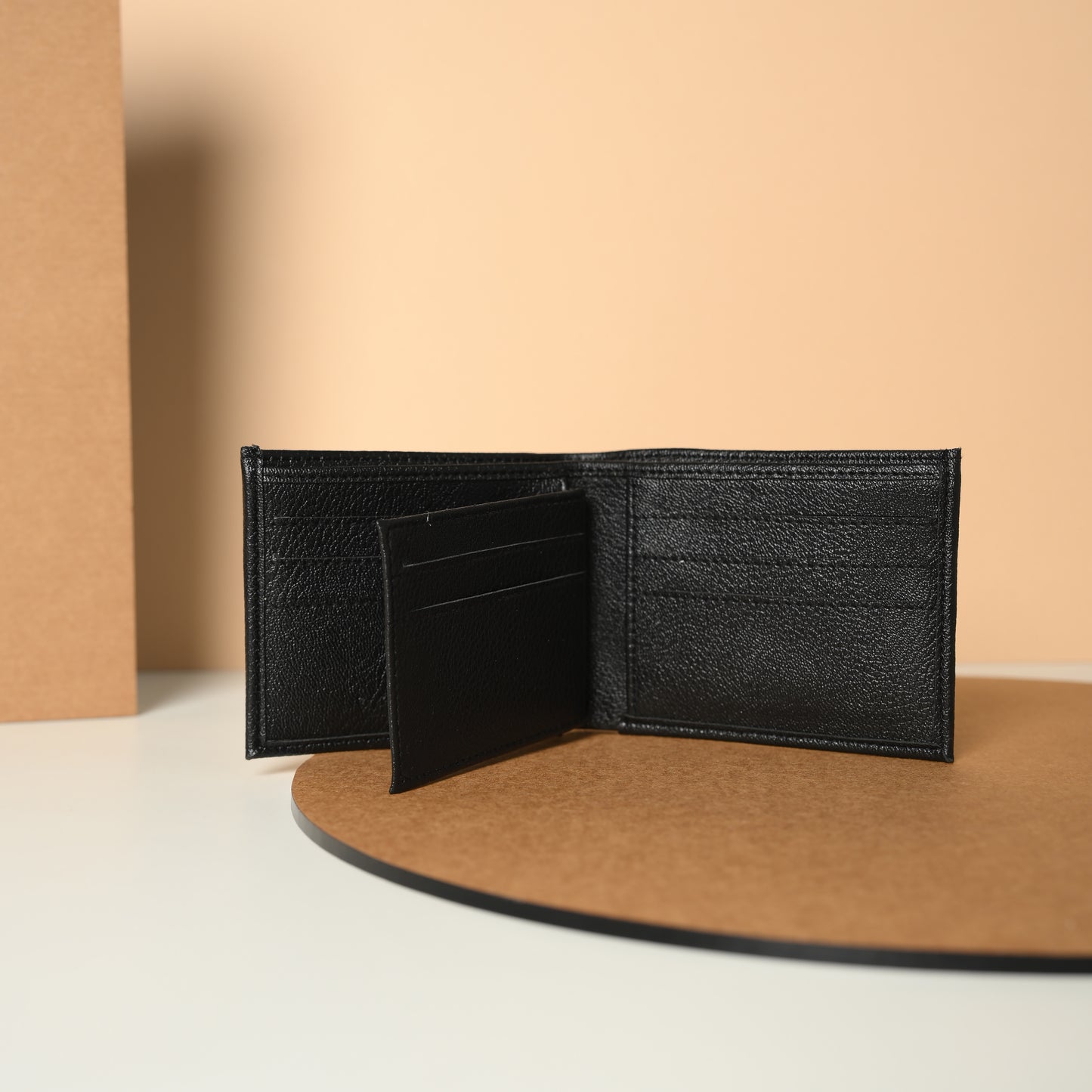 Waultt Premium Vegan Black Leather Bifold Wallet for Men