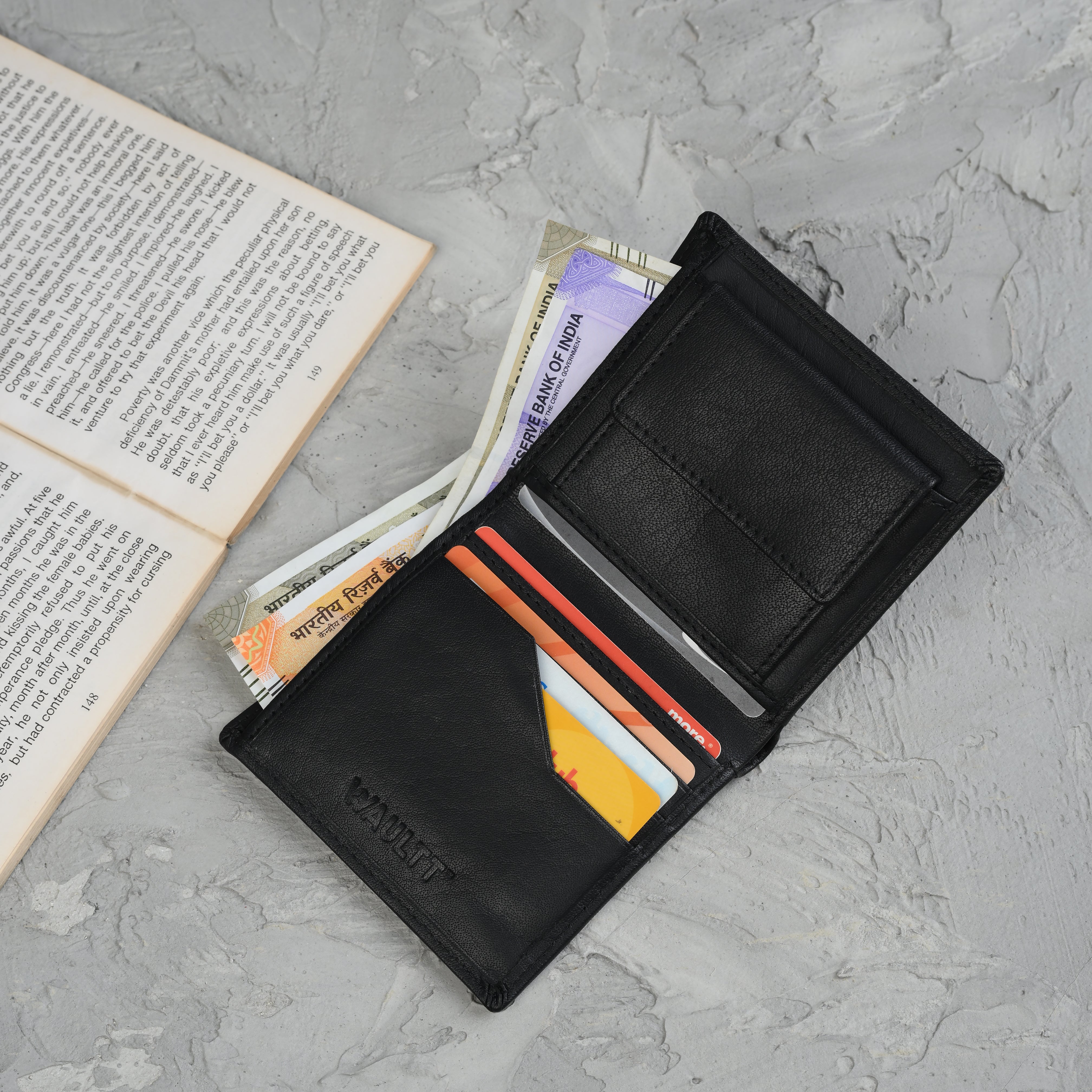 Waultt Sleek Notecase Black Leather Bifold Wallet for Men