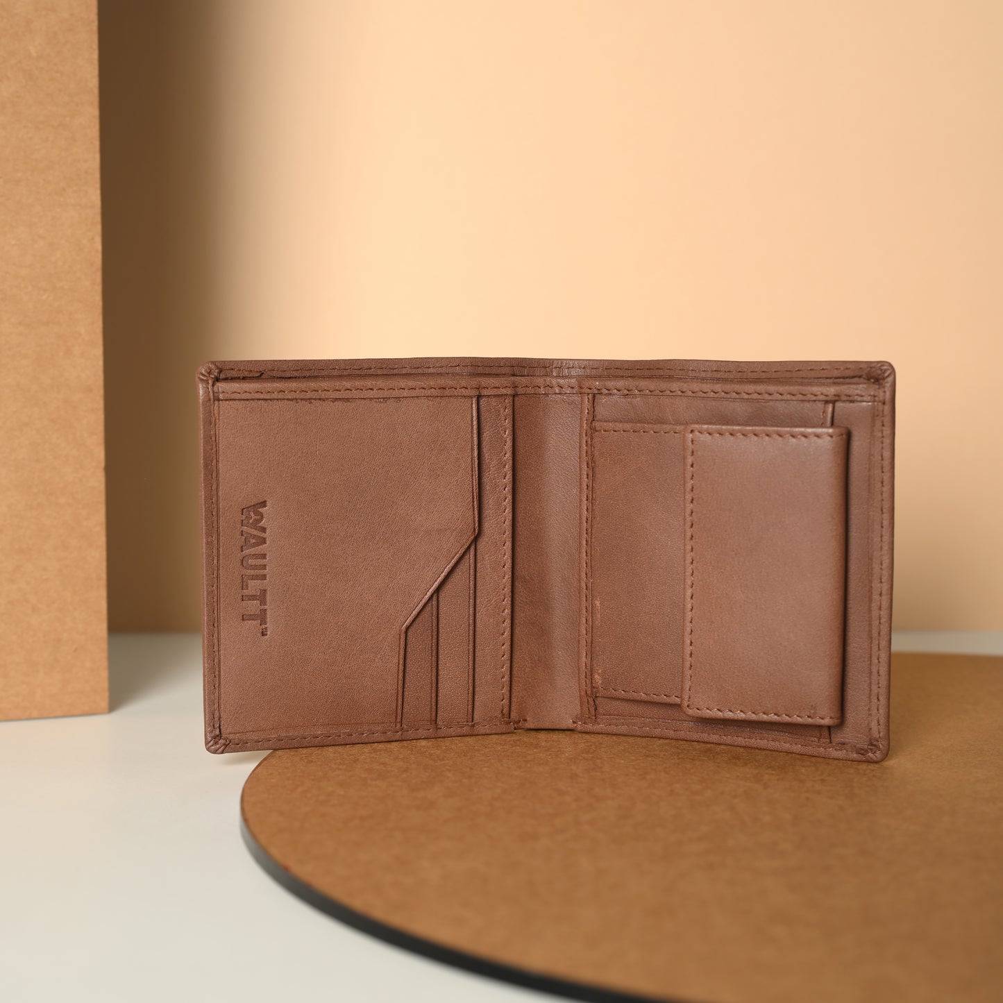Waultt Sleek Notecase Brown Leather Bifold  Wallet for Men
