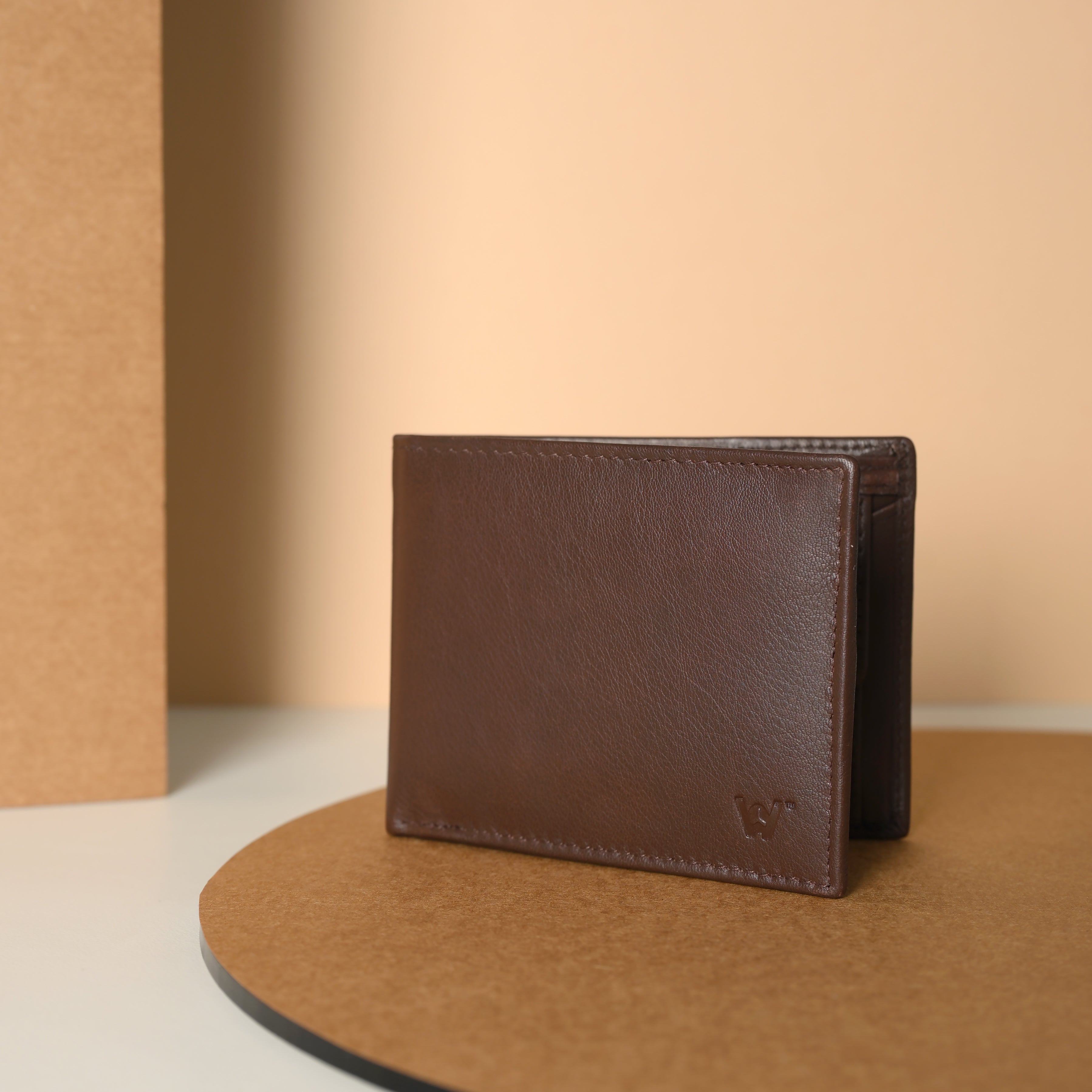 Waultt Classy Tan Leather Bifold Wallet for Men