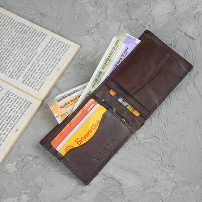 Waultt Classy Brown Leather Bifold Wallet for Men