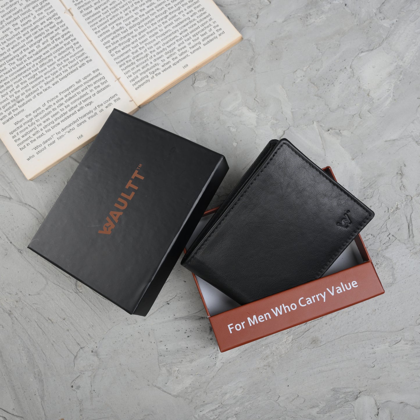 Waultt Classy Black Leather Bifold Wallet for Men