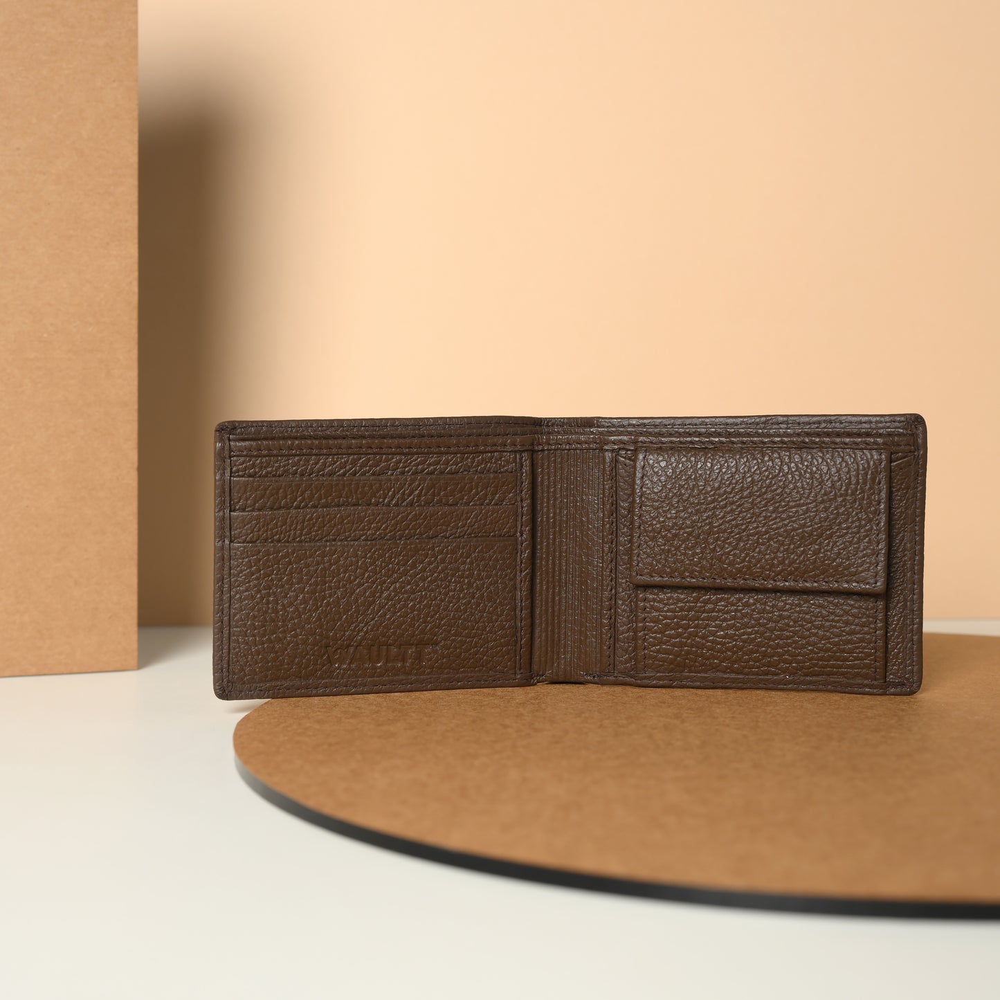 Waultt Luxurious Brown Leather Bifold  Wallet for Men